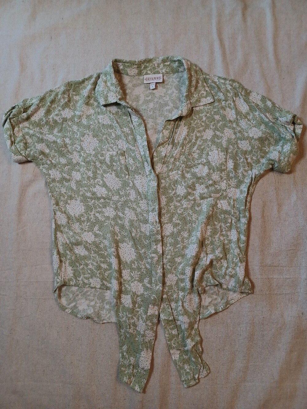 Shyanne Light Green Floral Tie-Front Blouse Women's Size Small